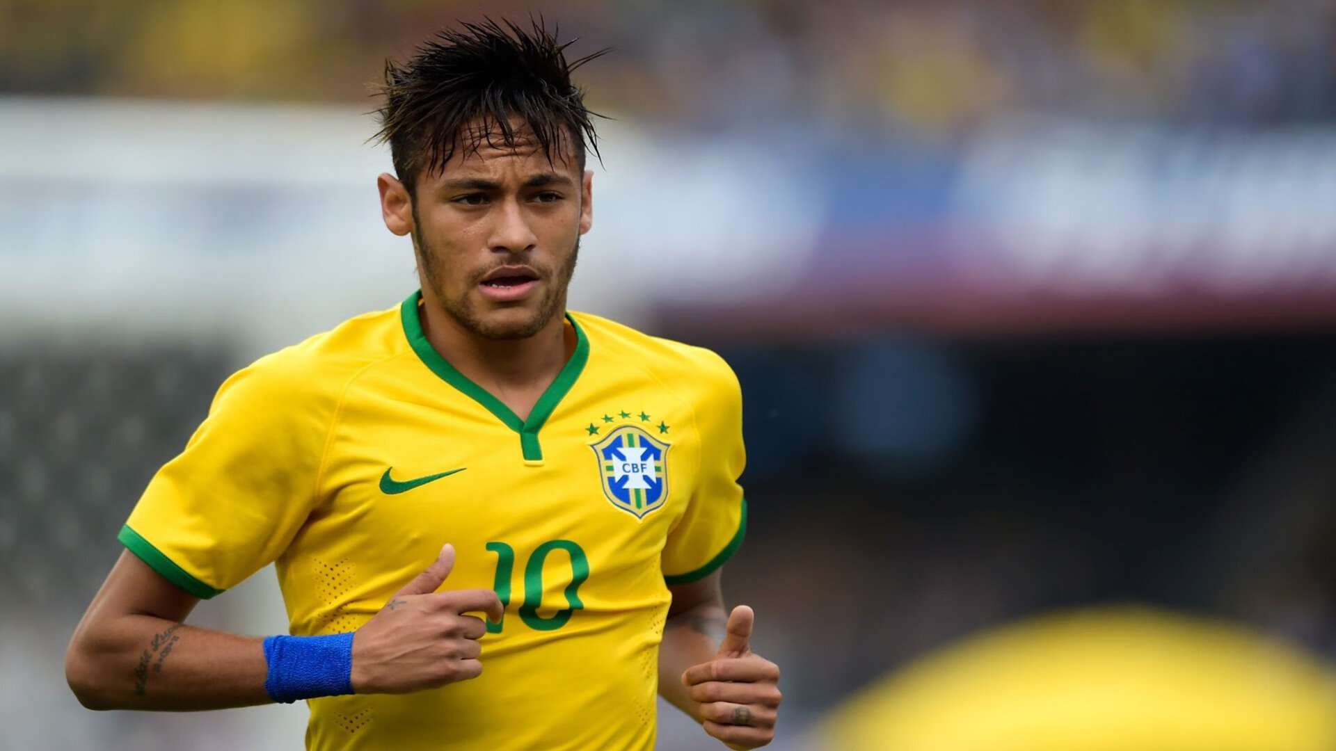 弗朗索瓦·斯图尔特：凭借丰富经验，成为南非队稳健中场的支柱